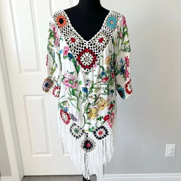 V Neck Kaftan Ruffle Sleeve Crochet Trim Bohemian Top With Fringe - Picture 1 of 13